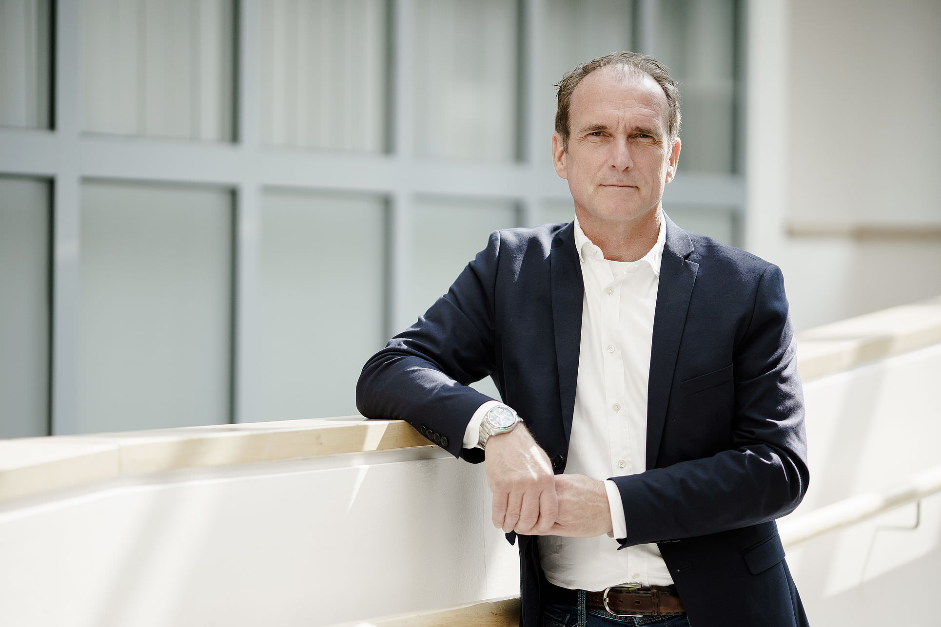 ARNOLD_Robert_EVK-Portraits-MA-20210625-0009-LLPHOTO-DE Einkauf 1 Verwaltung
