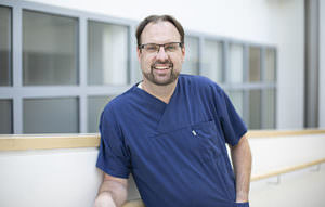 Experten und Team 9 Experten und Team 9 Anästhesiologie, Notfallmedizin und Schmerztherapie