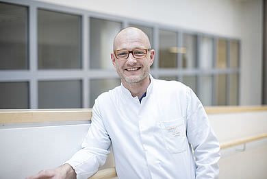 csm_7E4A6801_b_Sascha_Fuerst_42420971c0 Unfallchirurgie und Orthopädie, Sporttraumatologie 6 Kliniken & Zentren