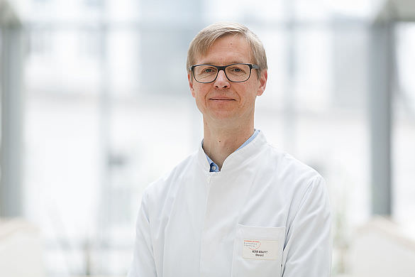 csm_evk-neuro-20170221-005-LUKASLEHMANN-DE_5bc0d52ee4 Universitätsklinik für Neurologie 6 Kliniken & Zentren