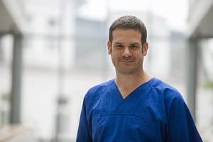 Experten und Team 2 Experten und Team 2 Anästhesiologie, Notfallmedizin und Schmerztherapie