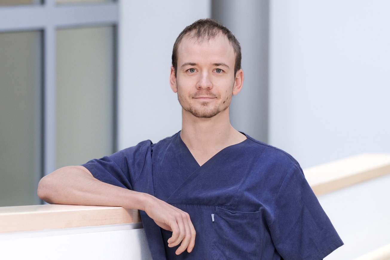 Experten und Team 36 Experten und Team 36 Anästhesiologie, Notfallmedizin und Schmerztherapie