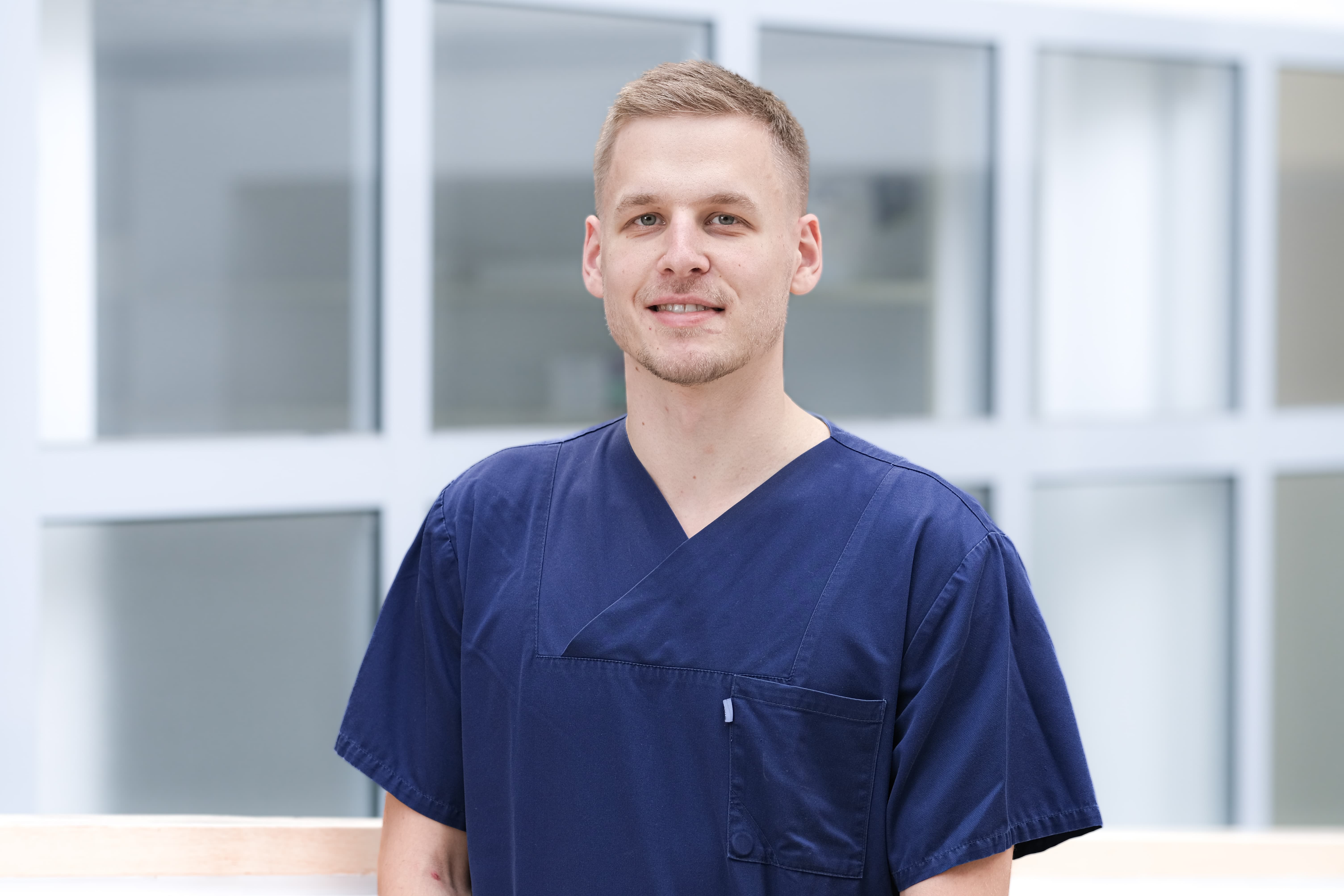 Experten und Team 27 Experten und Team 27 Anästhesiologie, Notfallmedizin und Schmerztherapie