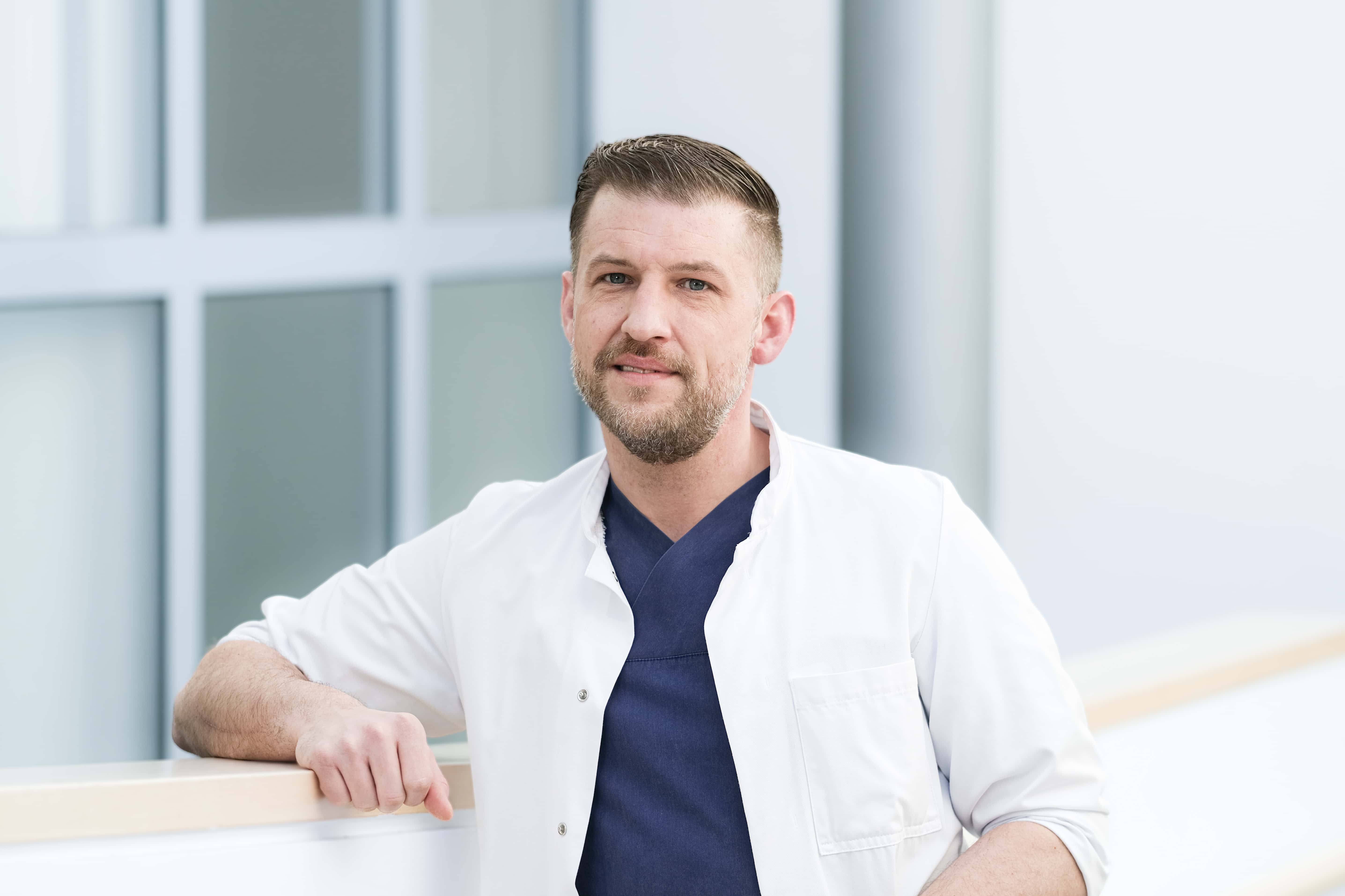 Experten und Team 22 Experten und Team 22 Unfallchirurgie und Orthopädie, Sporttraumatologie